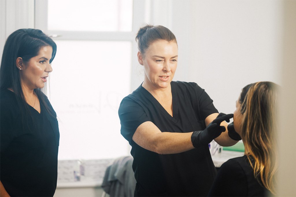 A student at the ATA learning facial anatomy from Dr Lauren.